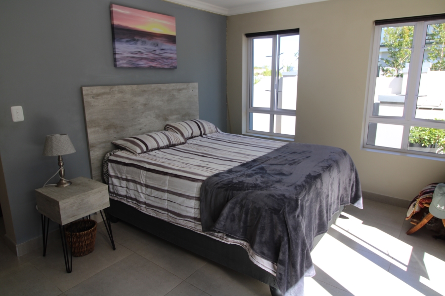 5 Bedroom Property for Sale in Kingswood Golf Estate Western Cape